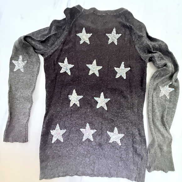 Wildfox Star Sweater XS - Picture 7 of 11